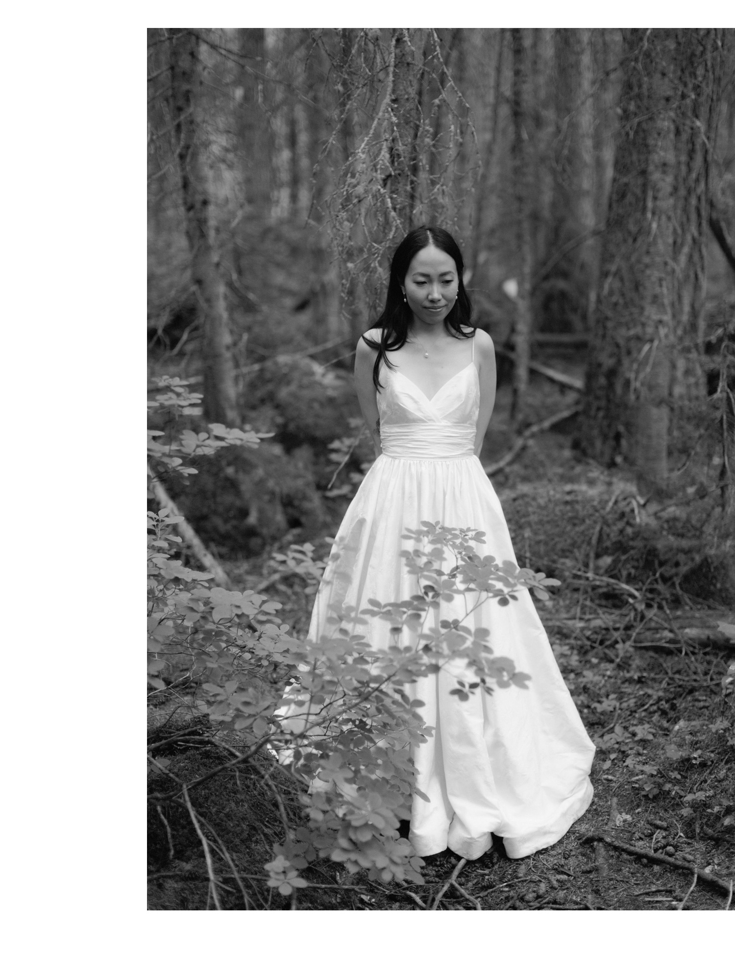 Impeccable timeless bridal style in Yoho National Park with a Lea-Ann bridal gown